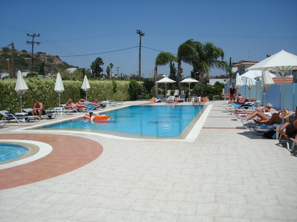 Sun Maris Aparthotel Faliraki Bagian luar foto